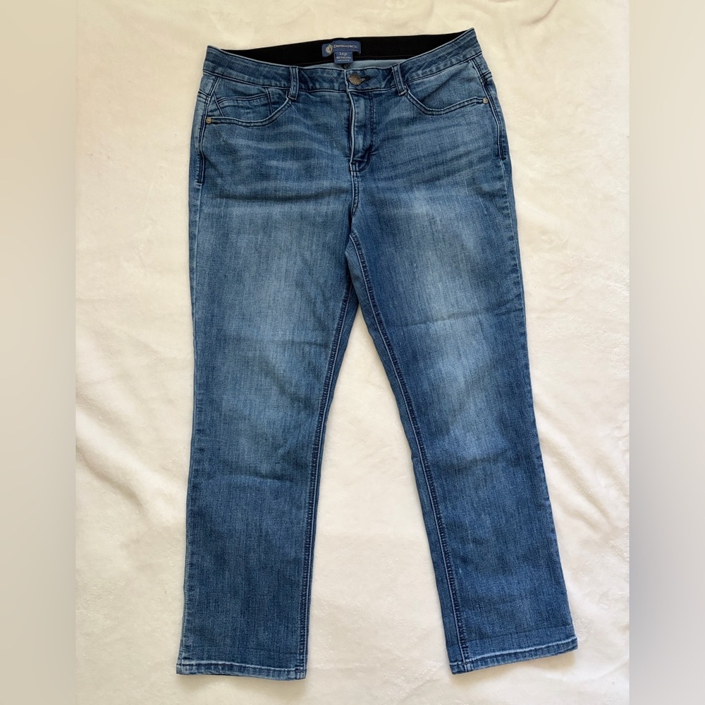 Democracy Ab Solution Girlfriend Straight Jeans - Picture 3 of 14